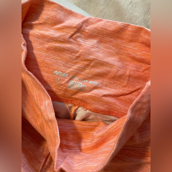 Aerie Chill Pink Leggings - Picture 4 of 4